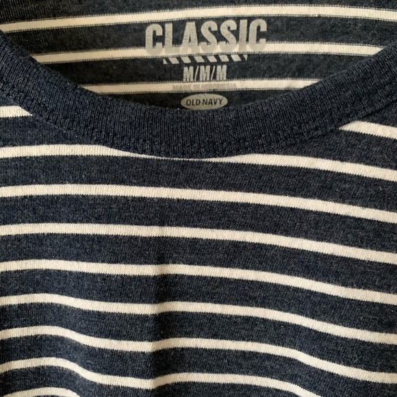⭐️ 3/$20 Old Navy Long Sleeve Striped - Picture 3 of 3